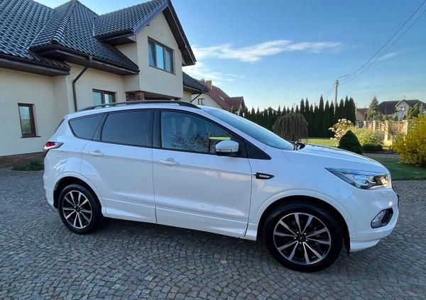 Ford Kuga cena 86900 przebieg: 46000, rok produkcji 2019 z Lubartów małe 596